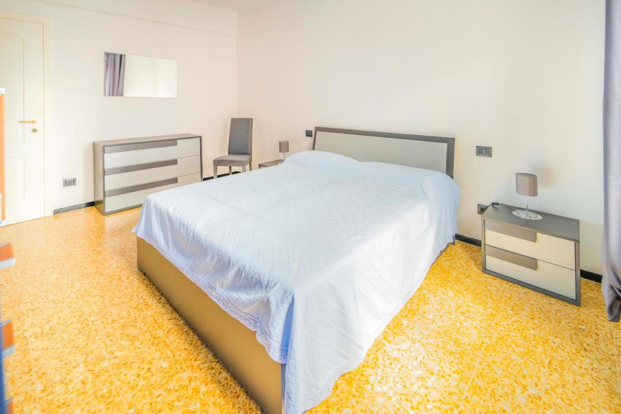 ססטרי לבאנטה 193 - Casa Via Della Chiusa - Centralissimo E Vicino Alla Baia Del Silenzio, Spiaggia E Mare 150M - Parcheggio Gratis Incluso E Aria Condizionata מראה חיצוני תמונה